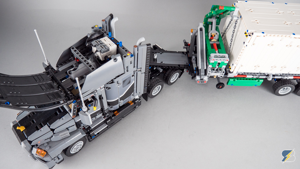 lego mack garbage truck